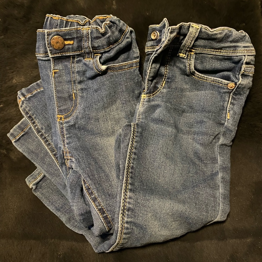 2 pair of 3T denim jeans